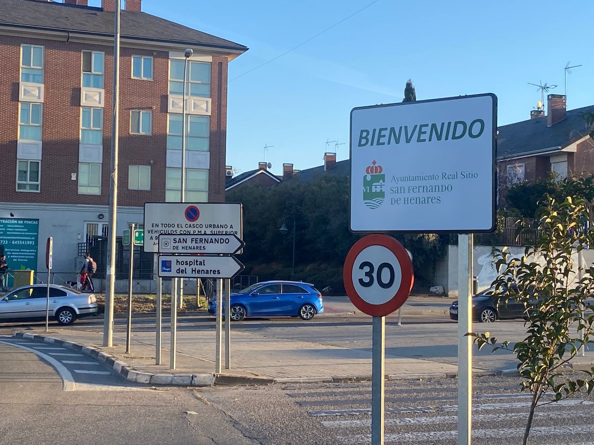 Alejandrasf7's tweet photo. Cuando gobierna el PP (2010)/ Cuando gobierna la izquierda (2023). https://t.co/BJnIjZURPA