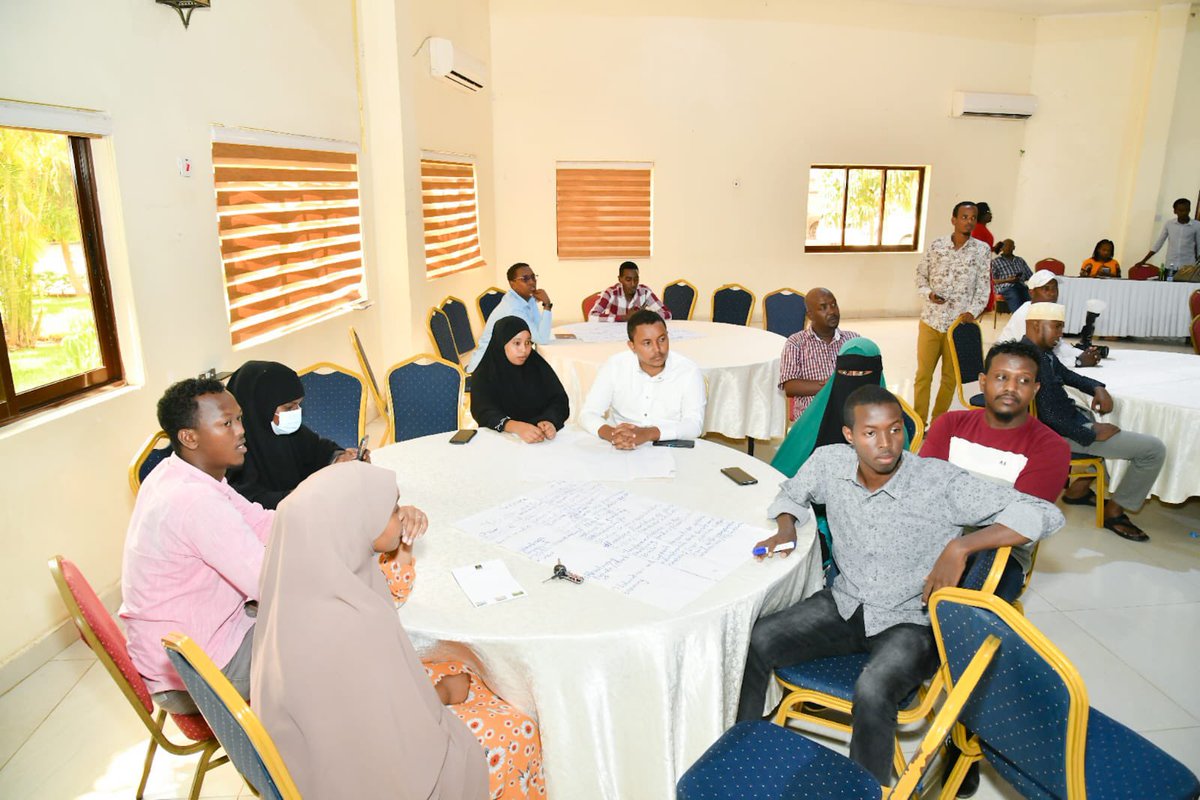 missyHaroona's tweet photo. Grateful to the youth for joining our deliberations meeting. Look forward to the next step of mapping youth who shall venture into Agric,leadership trainings in @KSGKenya&amp;opening our 1st digital centre in Gsa. Thanks @GarissaGov  for committing to operationalize the youth  fund. https://t.co/OpPFxGaH3I