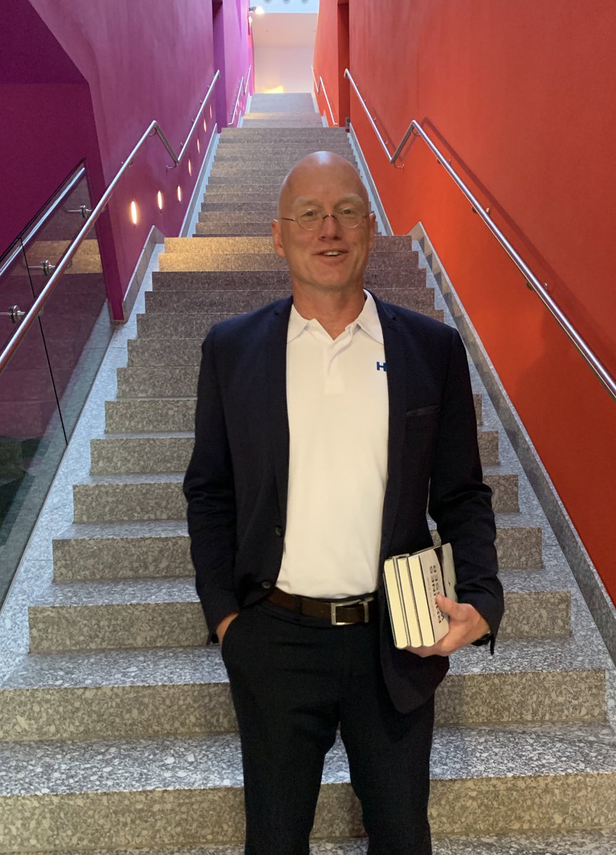 2700 km schwamm Prof. Fath die #Donau hinab, um auf die Verschmutzung des Flusses hinzuweisen. Der Film „Bis ins Meer“ begleitet ihn und feiert heute Premiere im Haus der Geschichte in #Stuttgart. Wir unterstützen das Projekt #cleandanube im Rahmen unserer #PerspektiveDonau