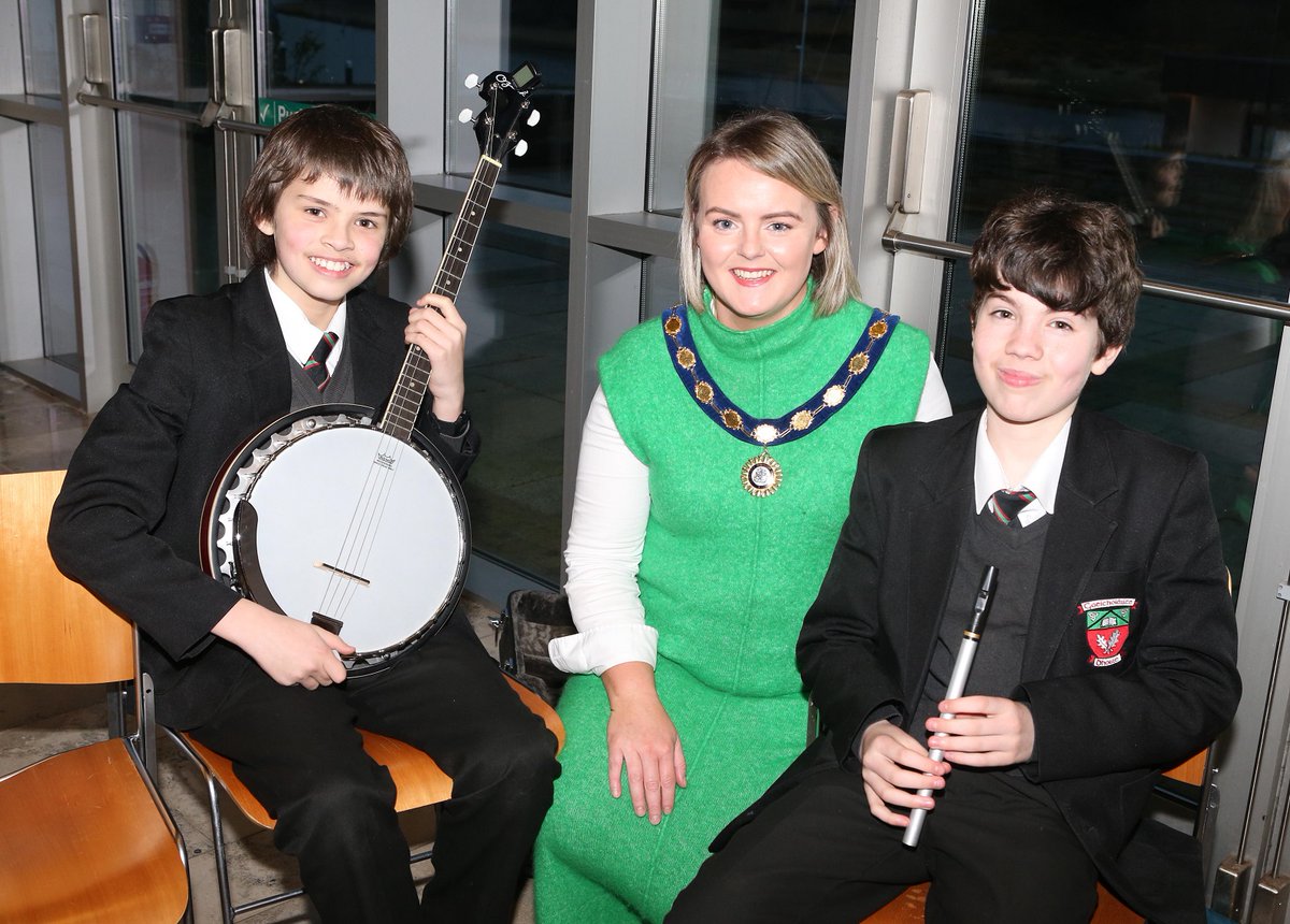 CausewayCouncil's tweet photo. A special evening of traditional Irish music, dance &amp; recitals has taken place in Cloonavin to mark Irish Language Week with Gaelscoil Léim An Mhadaidh, Gaelcholáiste Dhoire and Glór Limavady.
Thank you to everyone who participated.

Read more https://t.co/bUzTUYbJvn https://t.co/KDx3QRJANk