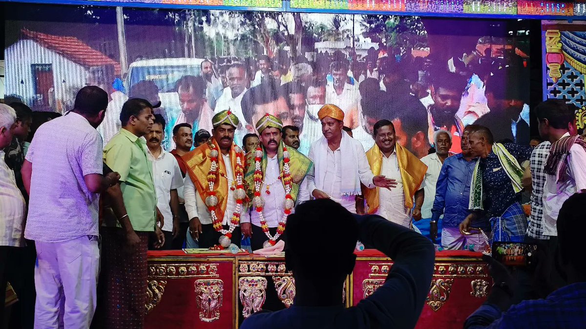 dc_gowrishankar's tweet photo. ನನ್ನ ಮತ ಕ್ಷೇತ್ರದ ಮಸ್ಕಲ್ ಗ್ರಾಮ ಪಂಚಾಯಿತಿ ವ್ಯಾಪ್ತಿಯ ಬಿದರಕಟ್ಟೆ ಗ್ರಾಮದಲ್ಲಿ ಆಯೋಜಿಸಲಾಗಿದ್ದ ಕುರುಕ್ಷೇತ್ರ ನಾಟಕ ಕಾರ್ಯಕ್ರಮಕ್ಕೆ ಹಾಗೂ ಸಿರಿವಾರ ಗ್ರಾಮ ಪಂಚಾಯಿತಿ ವ್ಯಾಪ್ತಿಯ ಬೊಮ್ಮನಹಳ್ಳಿ (ವಡ್ಡರಹಟ್ಟಿ) ಗ್ರಾಮದಲ್ಲಿ ಆಯೋಜಿಸಲಾಗಿದ್ದ ರತಿ ಕಲ್ಯಾಣ ನಾಟಕ ಕಾರ್ಯಕ್ರಮಗಳಲ್ಲಿ ಪಾಲ್ಗೊಂಡ ಸಂದರ್ಭ. https://t.co/JClES3eEEQ