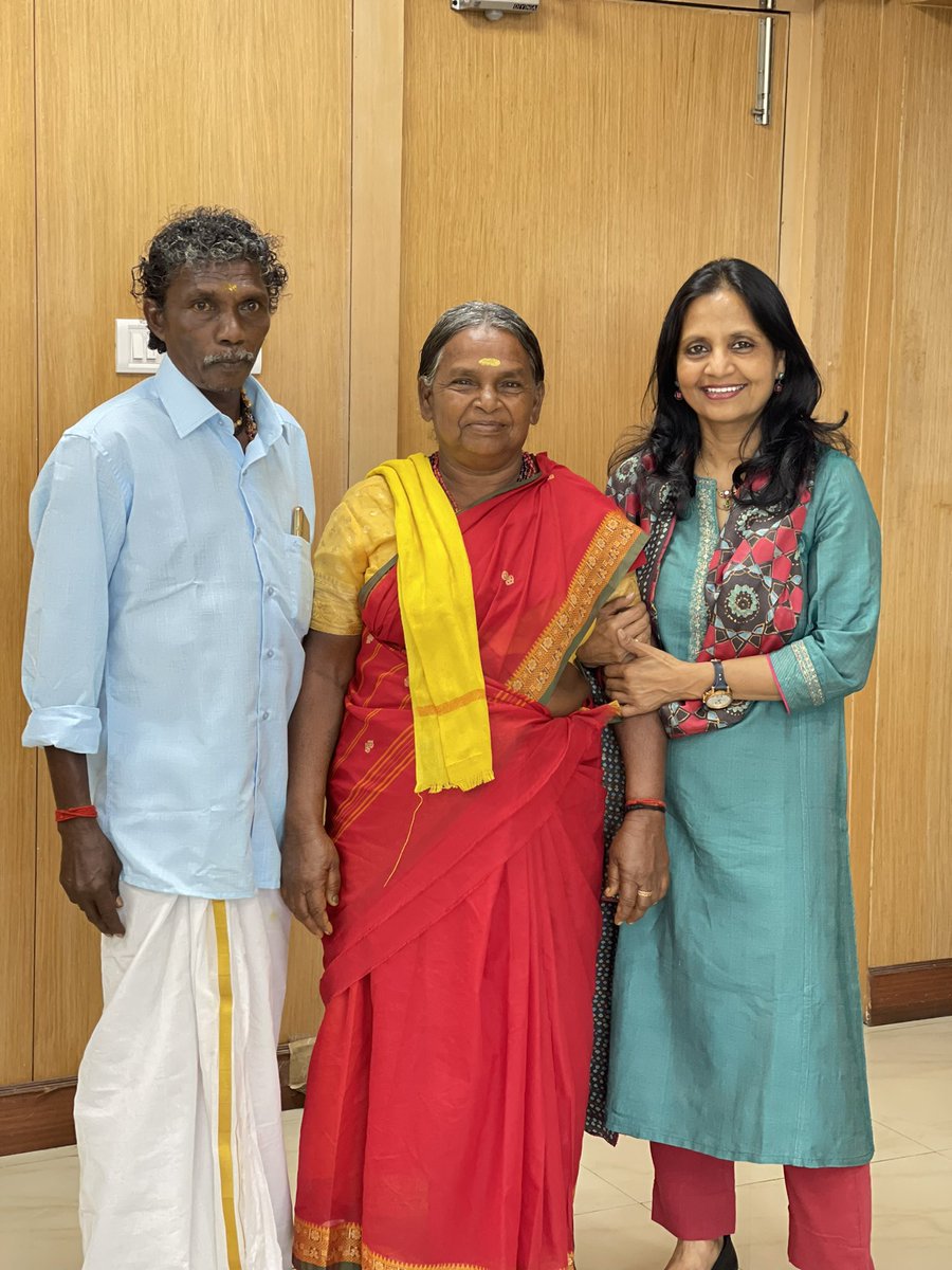 supriyasahuias's tweet photo. While the spotlight is rightly on Bellie &amp; Bomman let's not forget that every Mahout &amp; Cavady looks after our precious elephants with deep committment &amp;passion. CM @mkstalin sanctioned cash grant &amp; houses for all our 91 Mahouts&amp;Cavadis  #Oscars #TNForest #TheElephantsWhisperers https://t.co/s9tEUByXAH