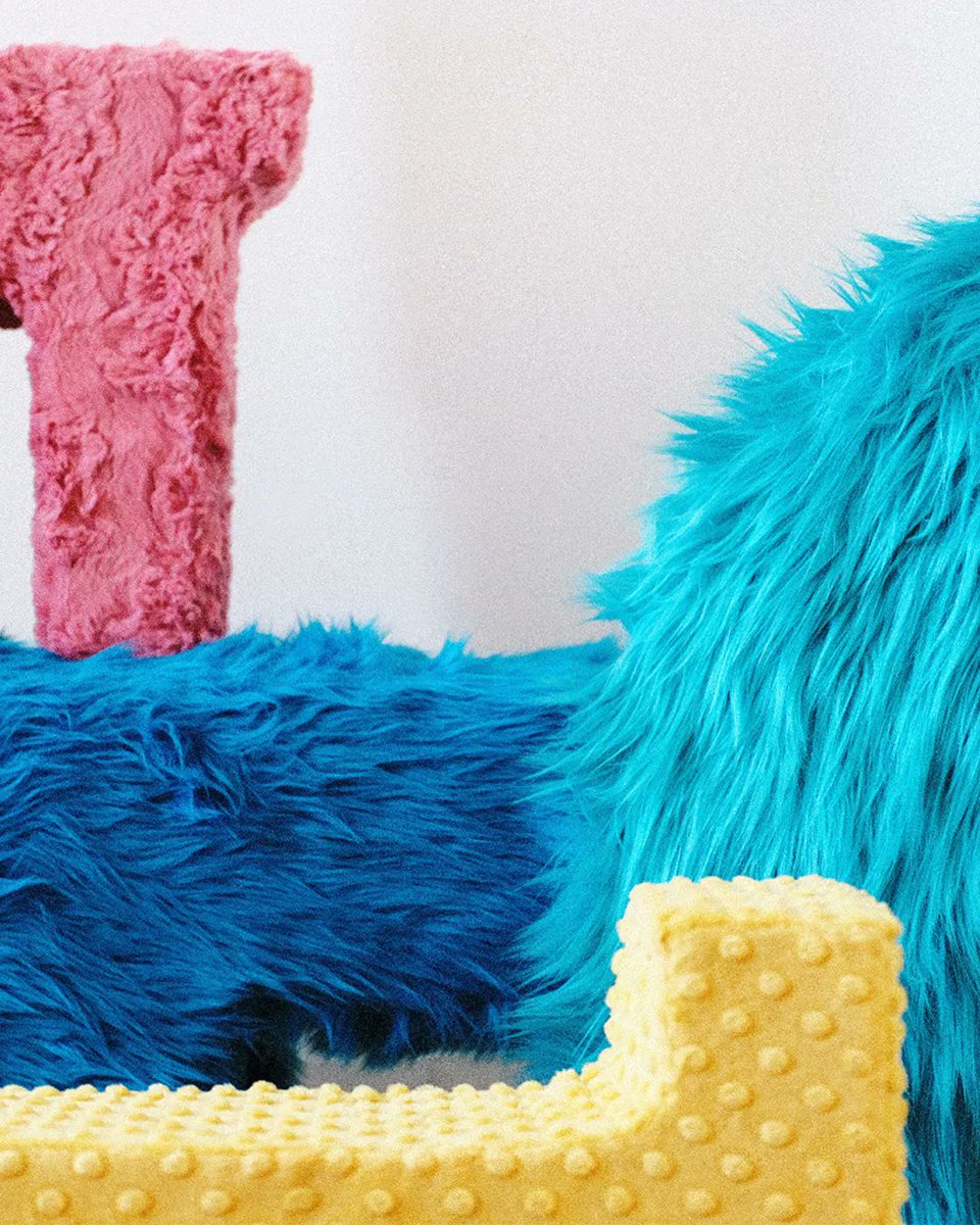 brooklynmuseum's tweet photo. Sculptures you can snuggle ☁️
New to the #BkMShop, these soft sculptures and toys from Farmmm are designed to create positive emotional experiences and inspire inclusive play. All objects are designed and handmade in Brooklyn by Sasha Topolnytska.
🔗 https://t.co/z4PxIRVbSa https://t.co/FM2686zBIw