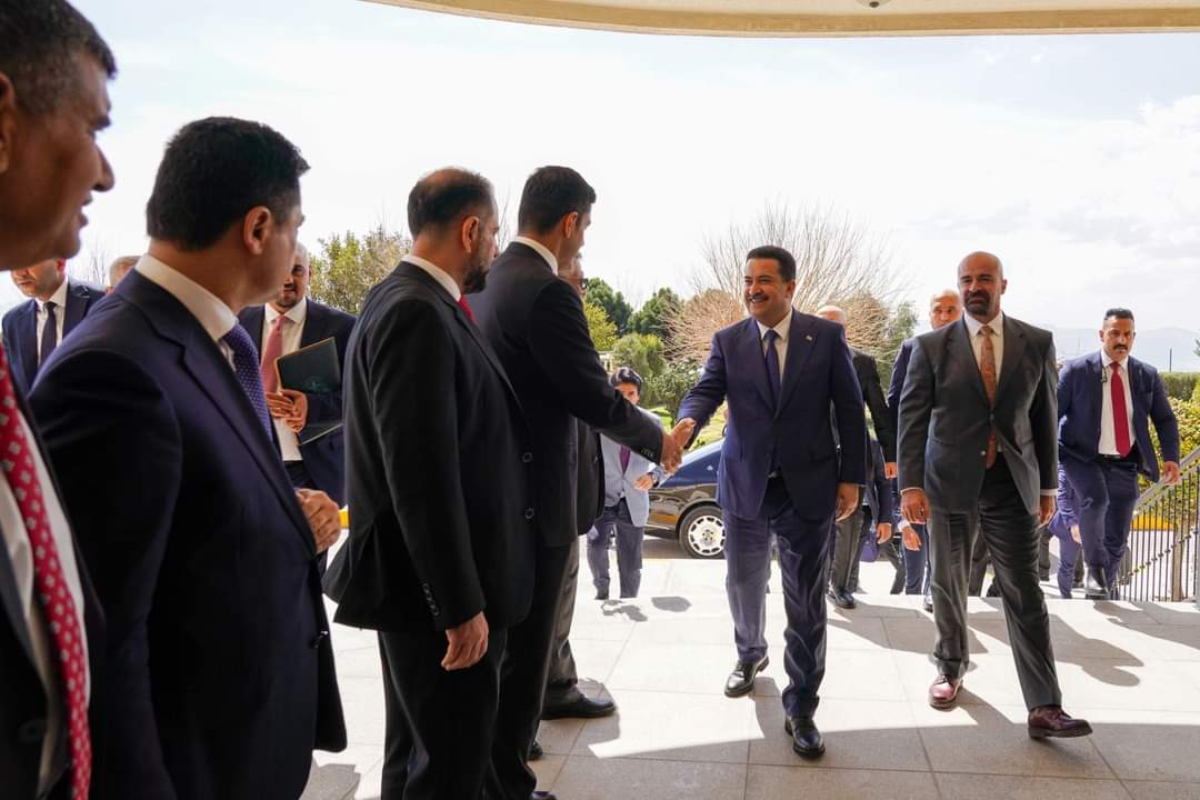 LIbrahimahmed's tweet photo. استقبل رئيس الاتحاد الوطني الكوردستاني بافل جلال طالباني في دباشان بالسليمانية رئيس الوزراء العراقي محمد شياع السوداني والوفد المرافق له.
#Mohammed_Shia_Al_Sudani
#Prime_Minister_of_Iraq
#Bafel_Jalal_Talabani
#President_of_the_Patriotic_Union_of_Kurdistan
#Dabashan https://t.co/xC3F0DRTV8