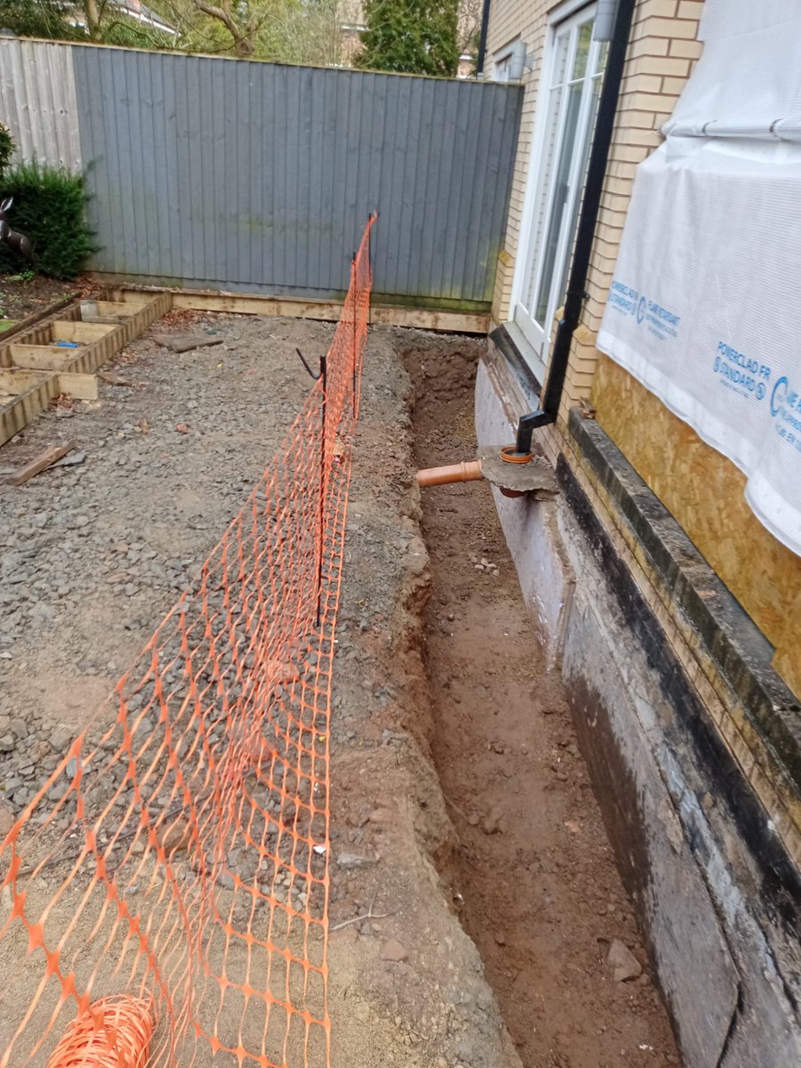 ProtectahomeLtd's tweet image. Works are progressing well at our remedial basement project near Manchester.

We are providing a complete remedial package for our client, making the claims manager's job simple, dealing with only one contractor on the job.

#basementwaterproofing #thecompletepackage