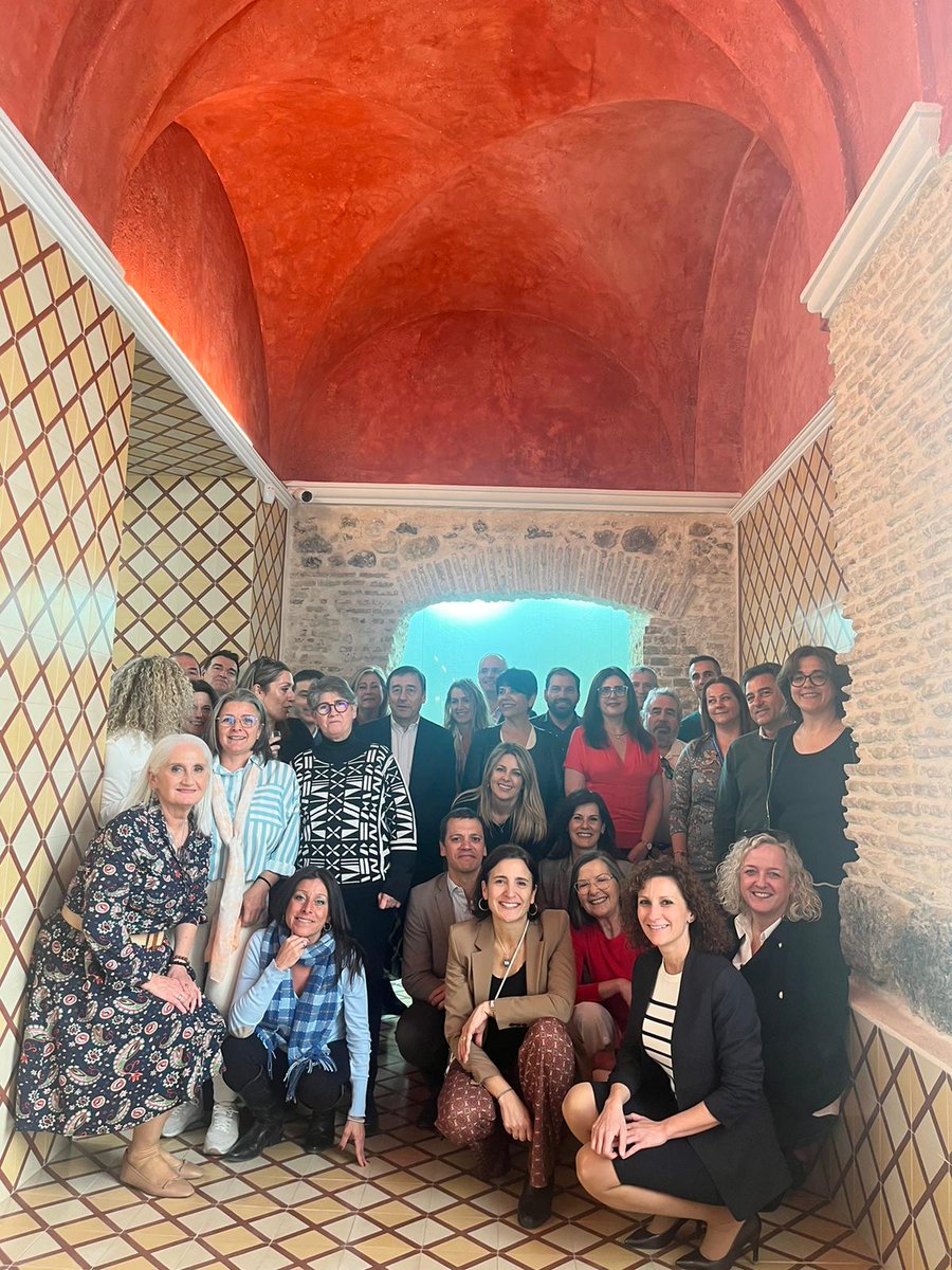 veolia_rmurcia's tweet photo. #Cartagena acoge el Comité de Clientes nacional en una fructífera jornada, donde trabajamos en nuevos proyectos de mejora de experiencia del cliente. #HidrogeaContigo https://t.co/21vqMhx2nv