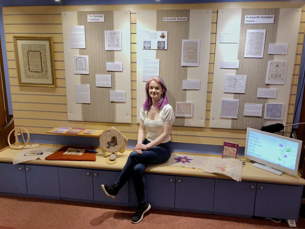 artworldcurator's tweet photo. Look out for my next post on what we’ve put up to replace it…👀
#Deinstallation #Sampler #Samplers #EmbroiderySampler #SamplerExhibition #Exhibition #MuseumExhibition
#MuseumInstallation #FrancescaVine #CumbrianMuseums #VisitKendal #Quakers #QuakerTapestry #LakeDistrict https://t.co/07x8DKtXUb