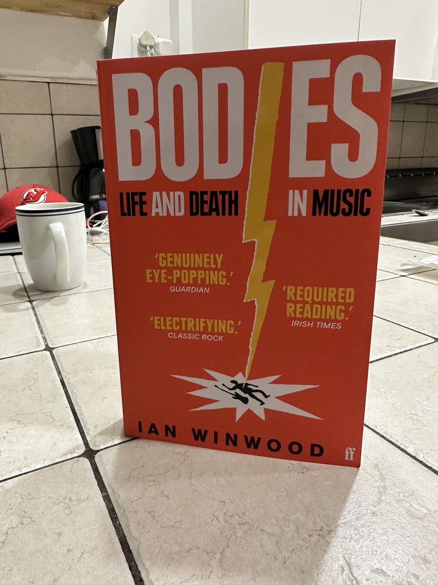 IanWinwood1's tweet photo. Please meet the new mass market edition of my book Bodies, which, despite being cheaper than last year’s original, features a brand new chapter. Lovely new colour scheme too. 

Published by @FaberBooks on April 6th.

RTs greatly appreciated, please and thank you. https://t.co/6UBXo4OiYV