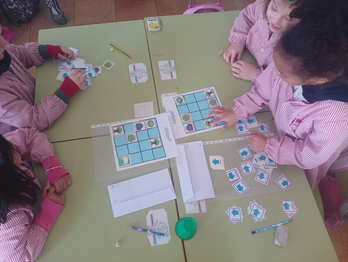 colemariaasunta's tweet image. En el cole, intentamos que el aprendizaje sea de manera consciente. 📚 Para ello utilizamos el juego y la manipulación para asimilar conceptos de manera divertida. En matemáticas lo aplicamos a para aprender y entender distintos conceptos. 🌟 

#modelovess