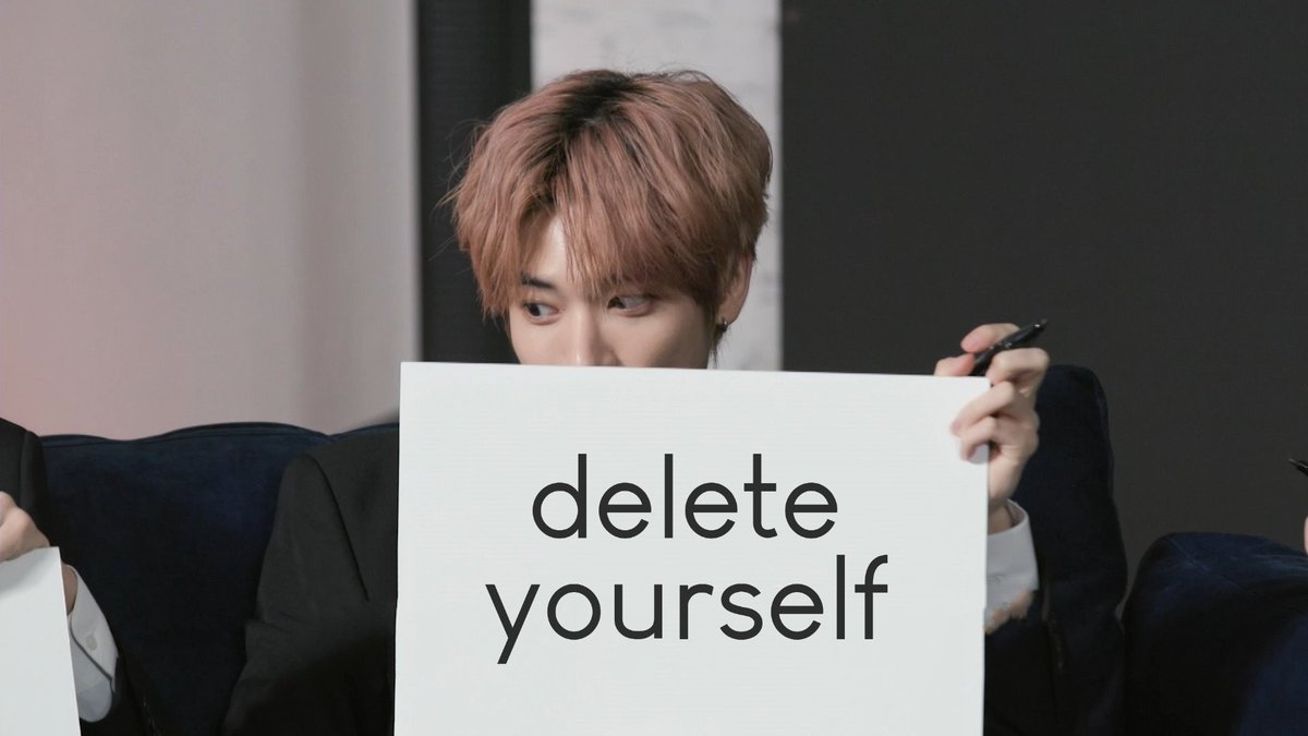 nightbamgyu's tweet photo. TAKE DOWN THE ARTICLE AND APOLOGIZE 🔥

TXT IS TXT 
#GQ_RESPECT_TXT
#GQ_apologize_to_TXT 
@GQMagazine @chrisgayomali https://t.co/dllym7R8gu