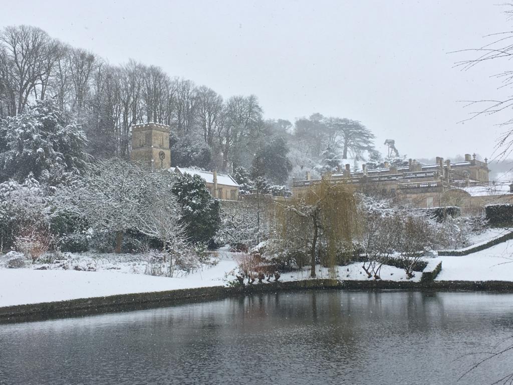 NTDyrhamPark's tweet photo. It's exactly a week since Dyrham Park was transformed into a winter wonderful for a day. Gardener Mark C managed to take these lovely shots from across the parkland and garden.
#SnowInMarch
#AWeekAgo
#SnowDay
#WinterWonderland https://t.co/mBC47cClfi