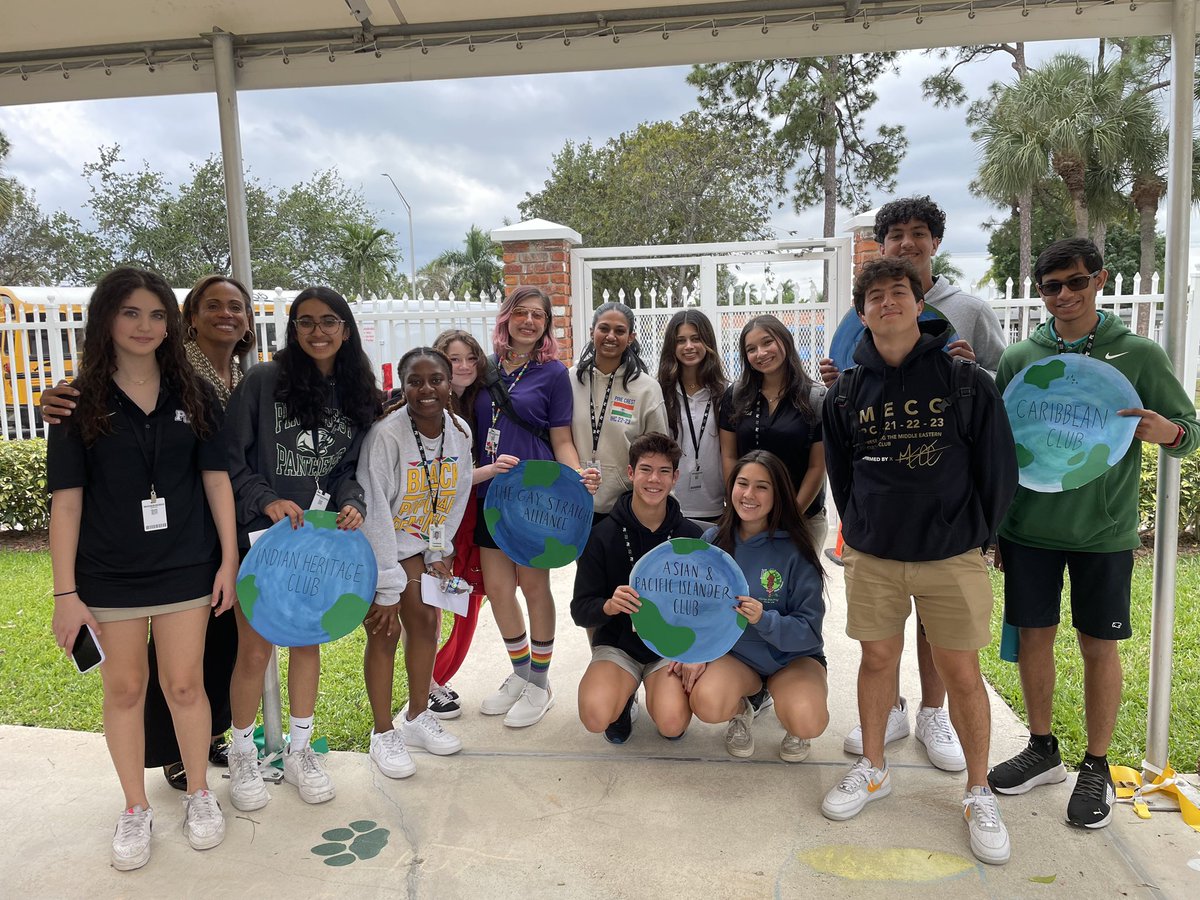 Pine Crest Upper School tweet media