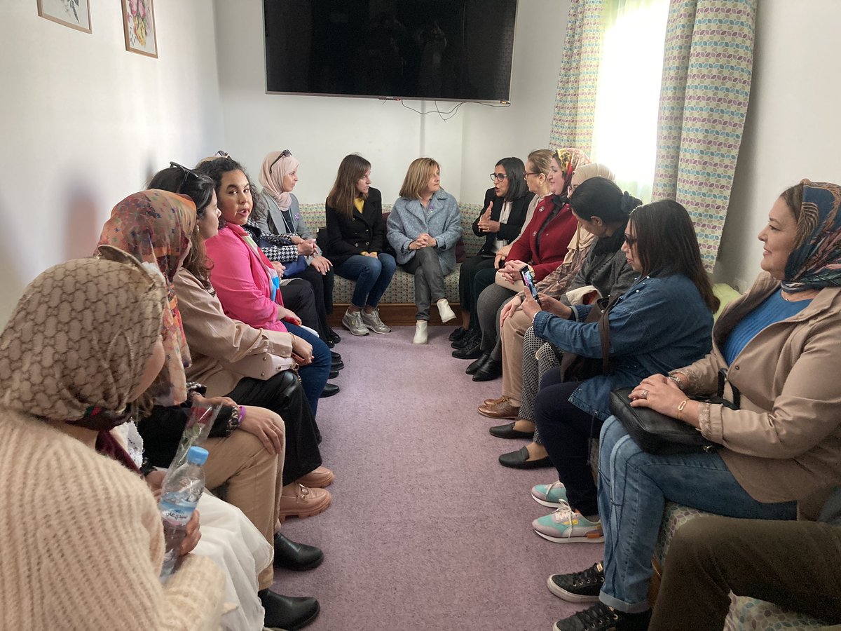 MarocImadel's tweet photo. Nous nous sommes rendus à #Tétouan avec une délégation de @ajtrsgenere. Nous avons assisté à la constitution du Conseil des Femmes de la commune et échangé avec des femmes, mères célibataires et veuves autour de leurs expériences de l'économie des soins et de la VBG. #EqualMED https://t.co/dtRzU9GLSU