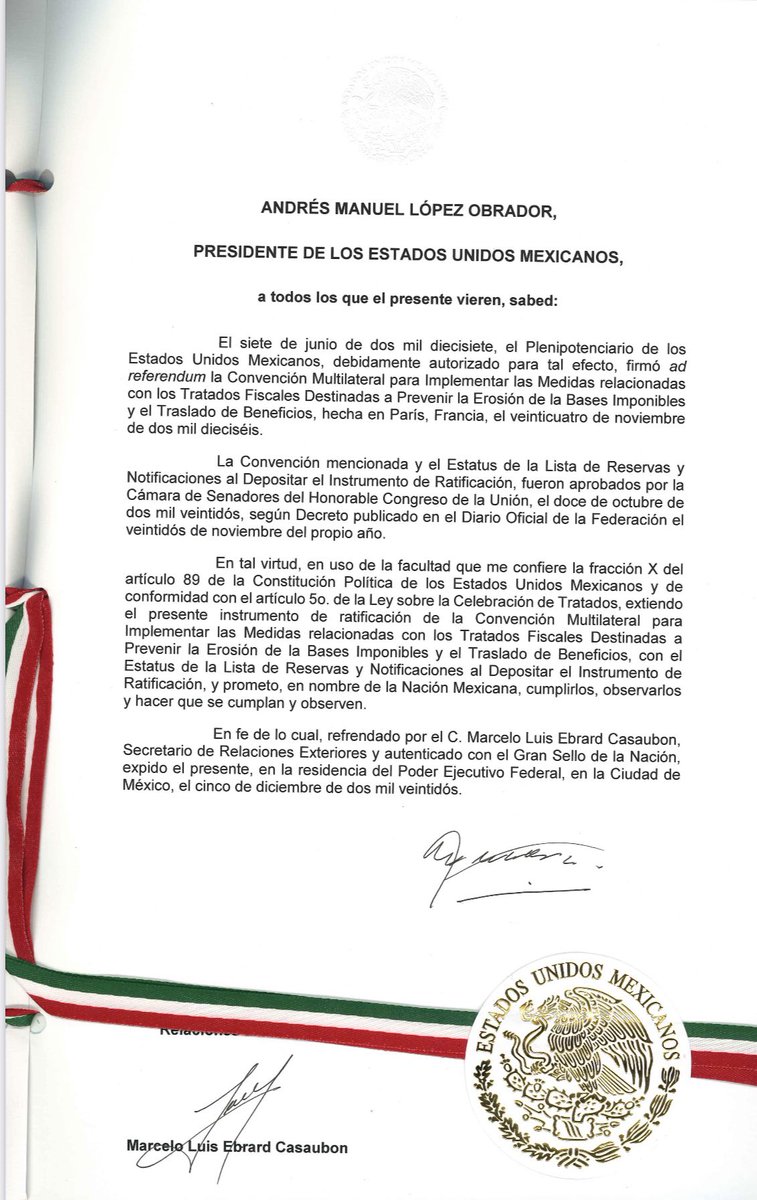 sybelg's tweet photo. ✅En representación del @GobiernoMX @SRE_mx @Hacienda_Mexico deposité ante @OECD @GPerezinParis el instrumento de ratificación de la #ConvenciónMultilateral de #Tratadodeimpuestos para combatir #BEPS @OECDtax @ocdeenespanol @lopezobrador_ https://t.co/kwBI9XW3lB