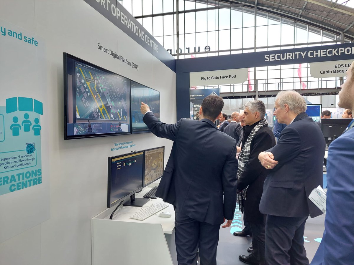 ThalesDigiSec's tweet photo. Looking to improve #PassengerExperience & #AirportOperation efficiency? ✈️
🛂 Thales #FlyToGate combines #biometrics, identity management, #BorderControl, #cybersecurity & system integration to create a unique & intuitive traveler experience
📍 Find out more at @PTExpo stand 1125 https://t.co/oGwPu4IbJD