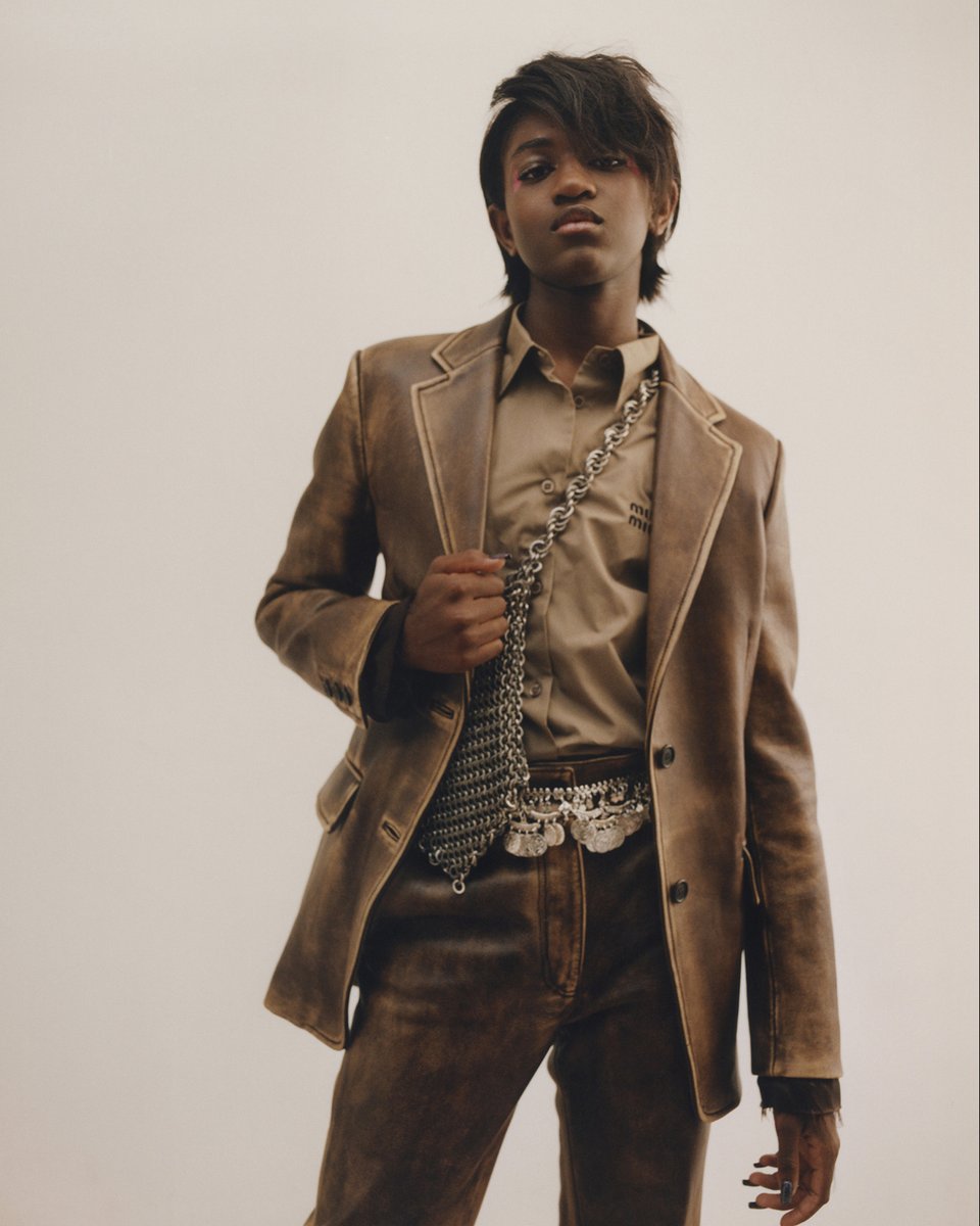 Dazed's tweet photo. โIโm me, and not a single person on this planet can change meโ โ Zaya Wade
Zaya Wade, a girl whose very public transition at the age of 12 became an emblem of living in oneโs truth, is the future โจ
Read more: https://t.co/pcI4H103O6
#THENEWISSUE https://t.co/rK22so8kk0