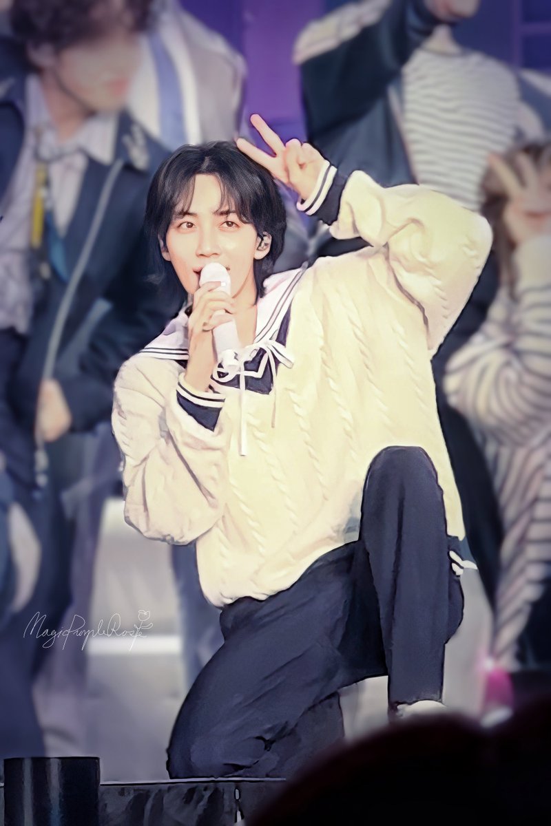 magicpurplerose's tweet photo. 230312 
캐럿랜드 막콘
CARAT LAND DAY3

너 예쁘다~!!

#세븐틴 #SEVENTEEN 
#정한 #Jeonghan #ジョンハン https://t.co/sNLYXzDKgS