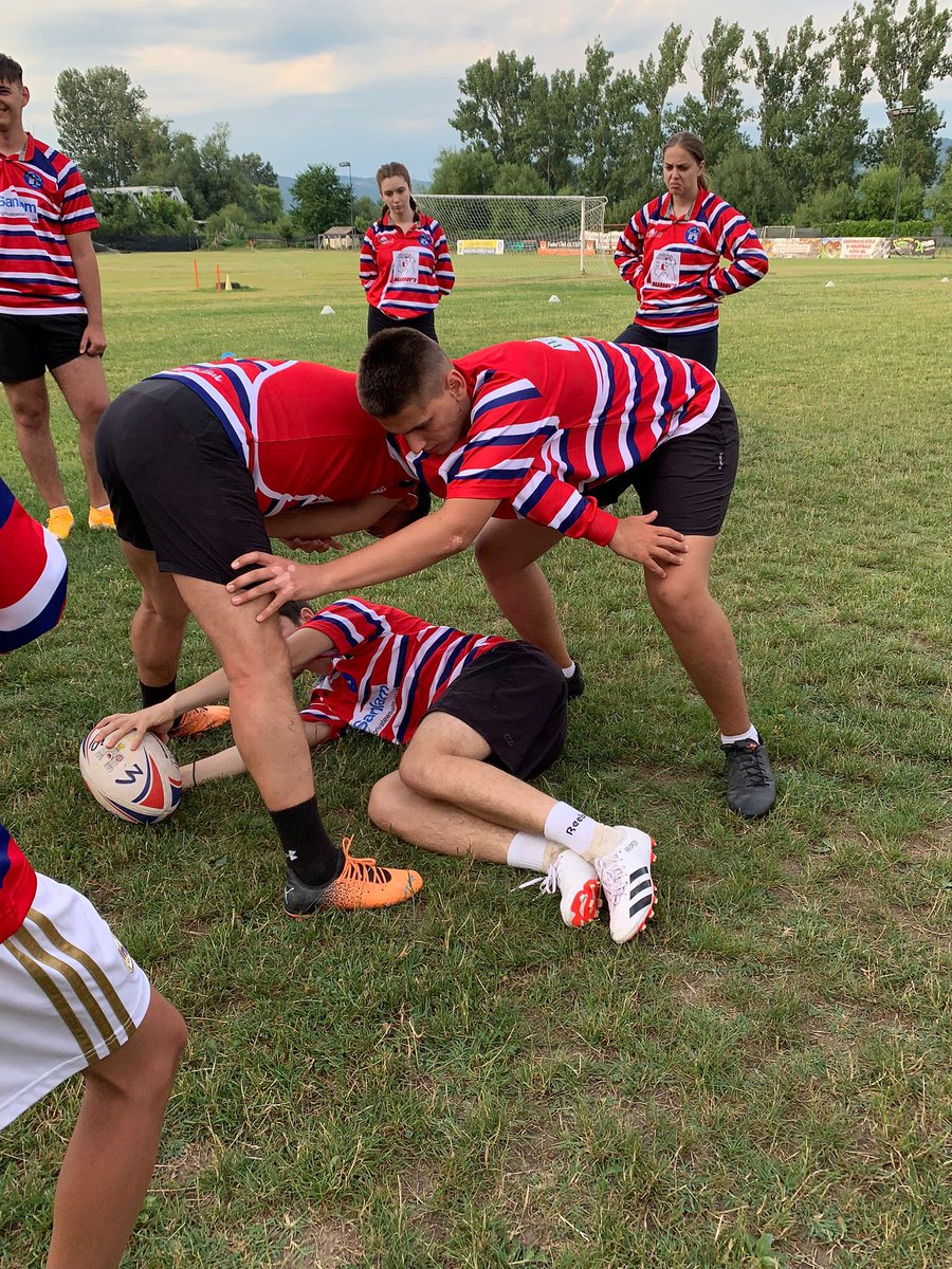 cstlykaios's tweet photo. 🐺Rugby is a game all about teamwork and support. To go forwards you must first go backwards🐺🏉
#10anidelykaios #Rugby #RugbyLeague https://t.co/m7vKarZmuO