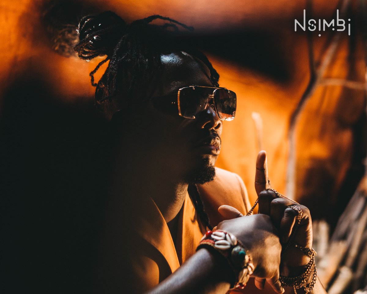 nsimbimusic's tweet photo. π»π»π»πππ#Nsimbi #infinitybynsimbi #infinityEP #infinityFILM https://t.co/KQ2XotOGb4 https://t.co/2EszUxltlo https://t.co/6Vin9vfnNN