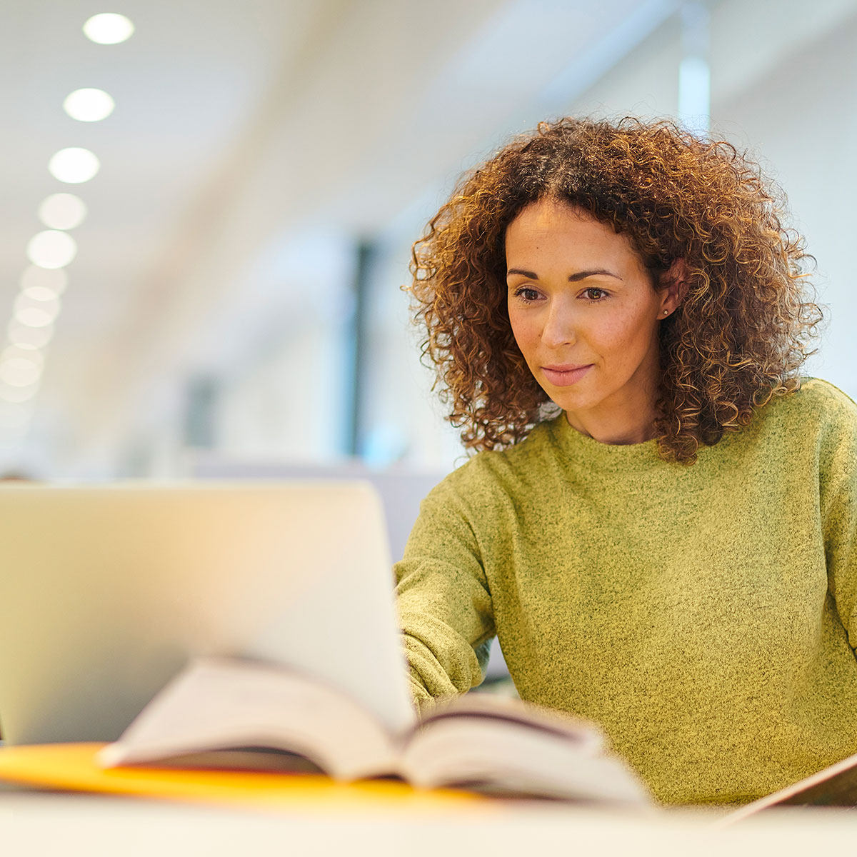 TambelliniGroup's tweet photo. #Microcredentials vs. The College Degree: The Case for “And” Instead of “Or” ➡️ https://t.co/iGlslXmQlv

#HigherEd #HigherEducation #CommunityCollege #credentials https://t.co/eTpxxXV8q2