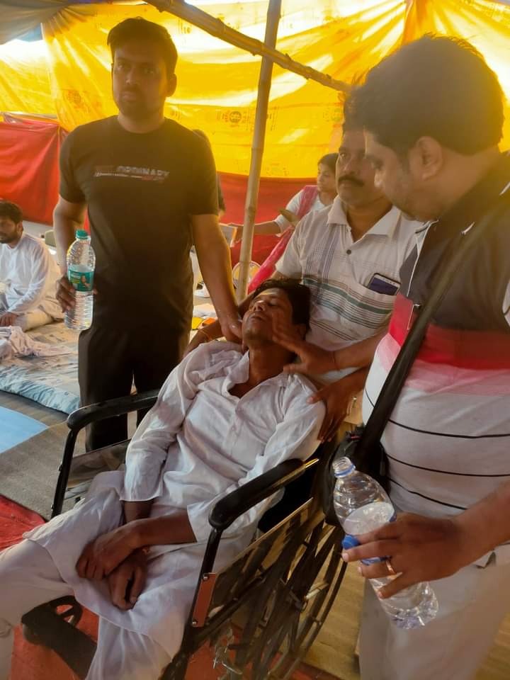 Santanu75036117's tweet photo. @BengalGovernor Save him please 🙏🙏🙏 https://t.co/zNlXIrnKfp