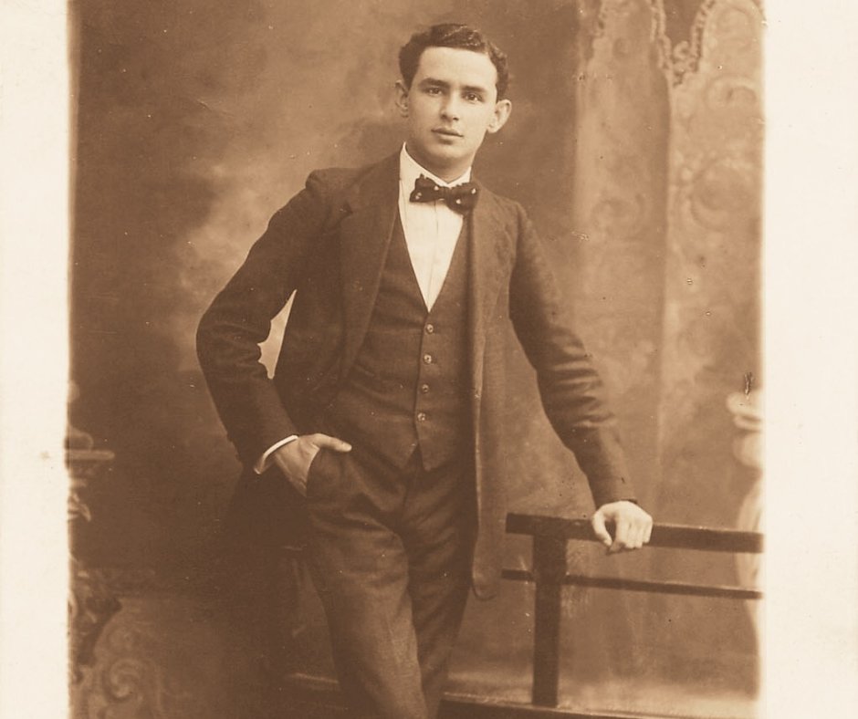 ARC Ensemble (@arcensemble) on Twitter photo Alberto Hemsi studied composition at <a href="/ConservatorioMI/">Conservatorio Milano</a>, whose alumni include composers Puccini, Mascagni and Menotti, and conductors Riccardo Muti and Claudio Abbado. Learn more about Hemsi’s life and music at our April 2 concert: bit.ly/HemsiConcert Alberto Hemsi studied composition at <a href="/ConservatorioMI/">Conservatorio Milano</a>, whose alumni include composers Puccini, Mascagni and Menotti, and conductors Riccardo Muti and Claudio Abbado. Learn more about Hemsi’s life and music at our April 2 concert: bit.ly/HemsiConcert