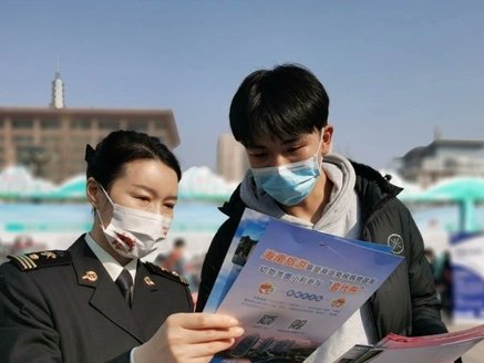 Jinan_ICC's tweet image. According to the statistics from Jinan Customs, Jinan's total #importandexport value of foreign trade reached 28.67 billion yuan in the first two months, with exports of 18.42 billion yuan, an increase of 7.2%, and private enterprises accounting for over 60%. #JinanChina