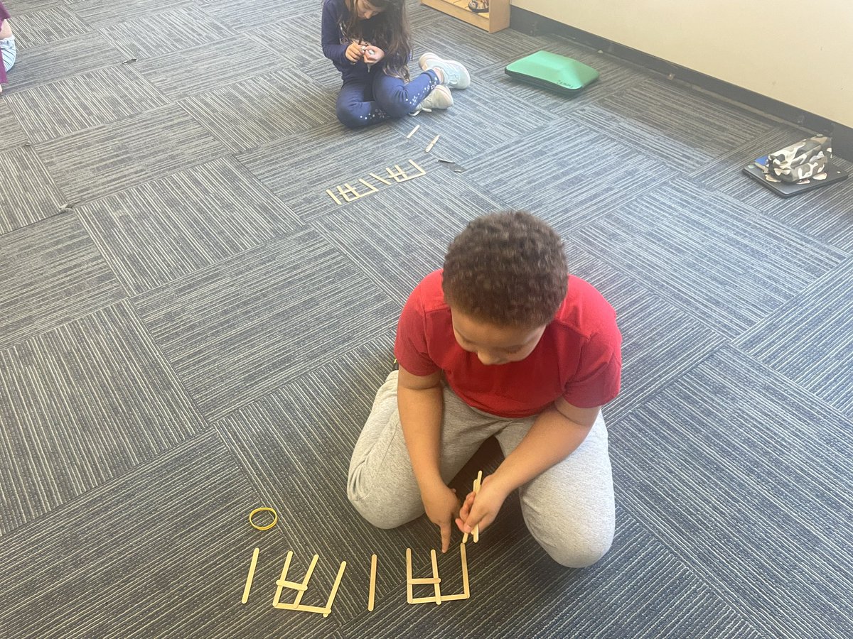 crosbykeys's tweet photo. Popsicle stick rhythms are always a hit! My 1st-4th graders enjoy creating and demonstrating mastery with them! #JCPSmusic #JCPSKY @BreckFrankES https://t.co/QOj58mjnwO