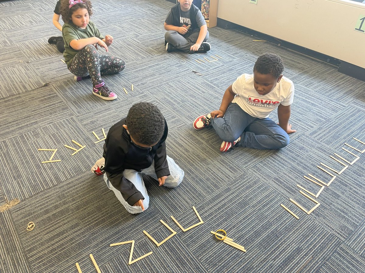 crosbykeys's tweet photo. Popsicle stick rhythms are always a hit! My 1st-4th graders enjoy creating and demonstrating mastery with them! #JCPSmusic #JCPSKY @BreckFrankES https://t.co/QOj58mjnwO