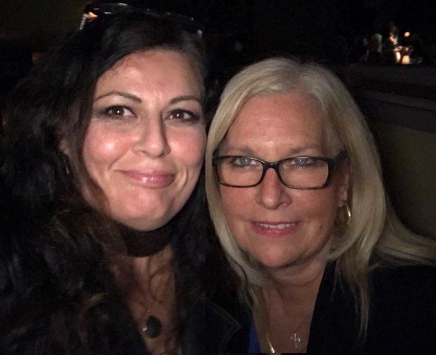 Spinthat45Lo's tweet photo. @bobbycaldwell So sorry for your loss, Mary.  Bobby was one of a kind!!! Condolences to you and ask the family. Love from Loretta in Seattle and correspondent for Inside MusiCast. https://t.co/AhZCsKHIZE