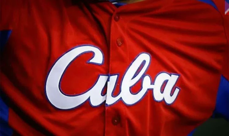 DefendiendoCuba's tweet photo. Espectacular la actuación del #TeamAsere en el #ClasicoMundialDeBeisbol, hoy con una victoria de 4️⃣ x 3️⃣  vs Australia. ‼️ #Cuba ya está en semifinales ‼️Tremendo equipazo que está #DefendiendoCuba🇨🇺 en el terreno de ⚾‼️‼️

🎵🎶A mí me dicen #Cuba🎵🎶
#MejorEsPosible💪 https://t.co/05zQ0bShoT