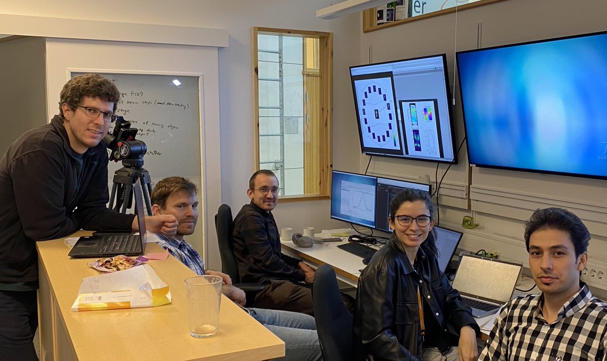 First SAXS tensor tomography <a href="/MAXIVLaboratory/">MAX IV Laboratory</a>! Comissioning running very smoothly thanks to this great team partly from
<a href="/psich_en/">PSI Paul Scherrer Institut</a> 😊