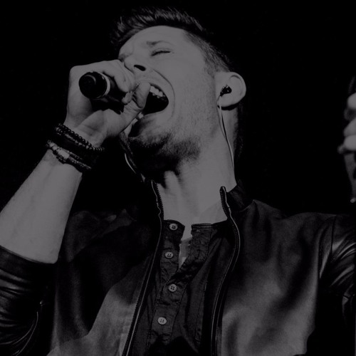 JpMyheart's tweet photo. I like Jensen  99% because of his acting
But that 1% of his singing
damn, that 1%
#Jensenackles https://t.co/wTyv7NsH8T