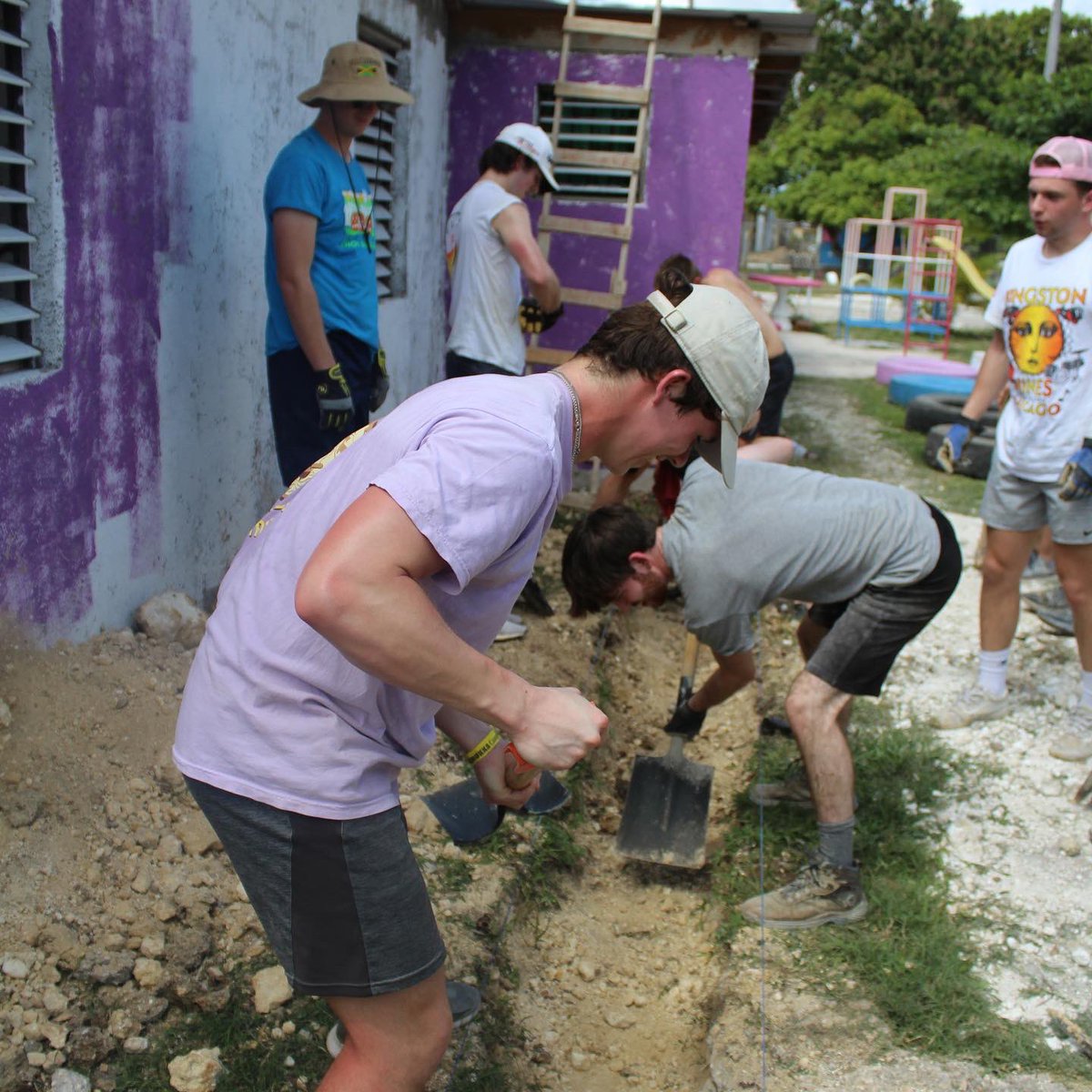 deltaupsilon's tweet photo. The Global Service Initiative is back in action! Our brothers in Jamaica right now are hard at work doing construction at Higher Heights Academy. They are also finding some play time with the students.
#DUGSI #BuildingBetterMen #WeAreDU #DikaiaUpotheke https://t.co/xoWlM18YtE