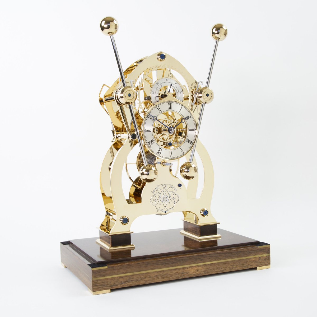 sinclair_uk's tweet photo. It’s not often that we get pre-owned Standard ‘Hers’ Sea Clocks for sale but we now have two available. 
Contact us to find out more info@clockmakers.com https://t.co/ZwK6hOX43o https://t.co/XMopmhNy3f