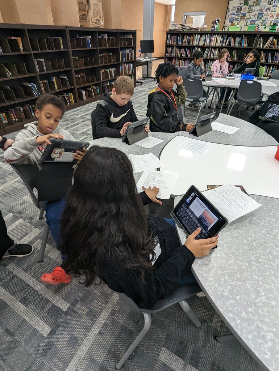 scibri's tweet photo. Cool things happening at #DLDay at Southwest Elementary School in @LCSJackets Incredible use of iPads and strong pedagogy practices #NCDLDay @murraygie @RobDietrich2 #nced #Ncbold https://t.co/EOMo2K2ORq