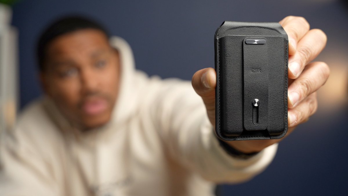 TechnicallyTee's tweet image. 🚨 NEW VIDEO ALERT 🚨 

@ESRgear 

The World's FIRST MagSafe Wallet w/Find My Built In! ESR HaloLock Geo Wallet!

youtu.be/OQ3YjnD7Oj0

RTs are appreciated! 💪🏽
