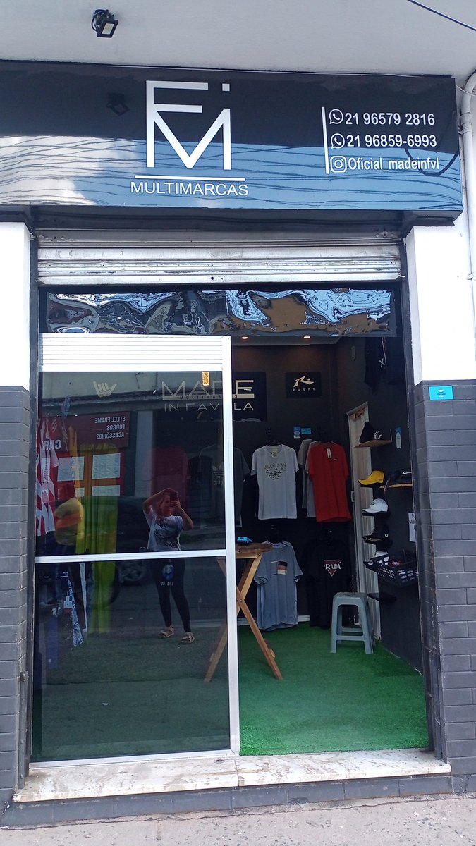 A AMIGA AQUI ESTÁ TRABALHANDO NESSA LOJA , PROXIMO AO PROGNOSTICO EM BELFORD ROXO QUEM PODER AJUDAR DIVULGAR , TMJ , PASSE AQUI PRA CONFERIR SEU LOOK PRO FINAL DE SEMANA !!