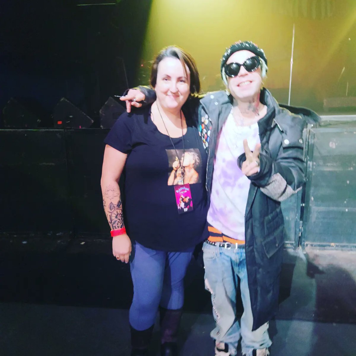 09laurenw's tweet photo. Meeting MOD SUN was just amazing he's such a incredible human being 🩷 it was also amazing celebrating his birthday on stage ! Please come back to Toronto I will definitely be seeing you again ! @MODSUN @DanielleMelissa https://t.co/OvvpomxOlR