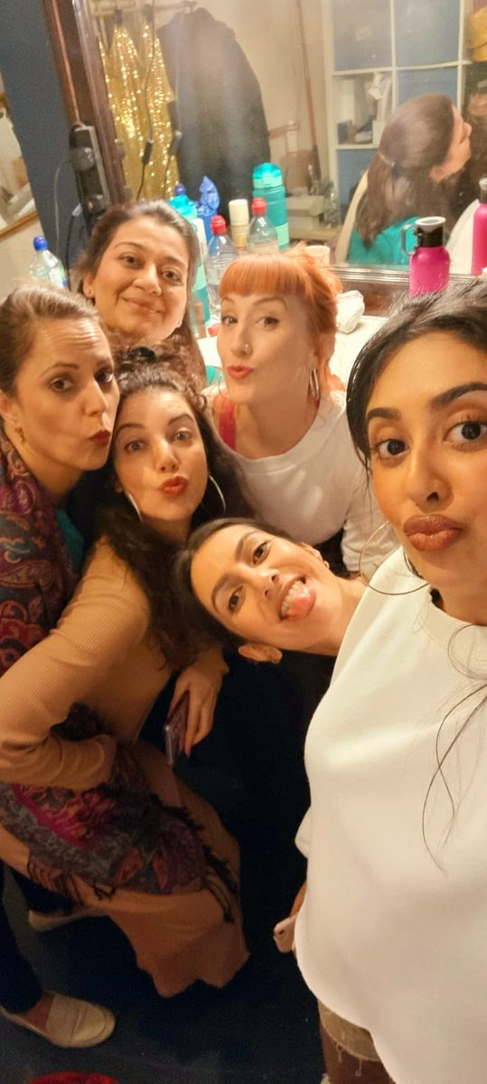 Thank you to everyone who turned up on home turf. It was a joy <a href="/RosieBTheatre/">Rosemary Branch</a> #VitaminD 
Love yaz!
Here we go again x