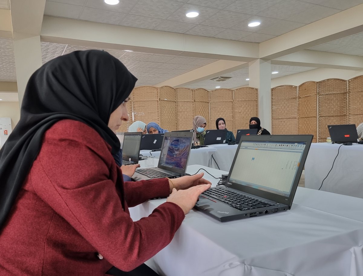 UNHabitatIRAQ's tweet photo. To celebrate #InternationalWomensDay, and in line this year’s theme “DigitALL: Innovation and technology for gender equality”, #UNHabitat organized a 3-day computer literacy training funded by the EU for 10 female gardeners and workers in #AlYarmoukPark.
#EUDigitalStrategy https://t.co/oMyU5cgUV3