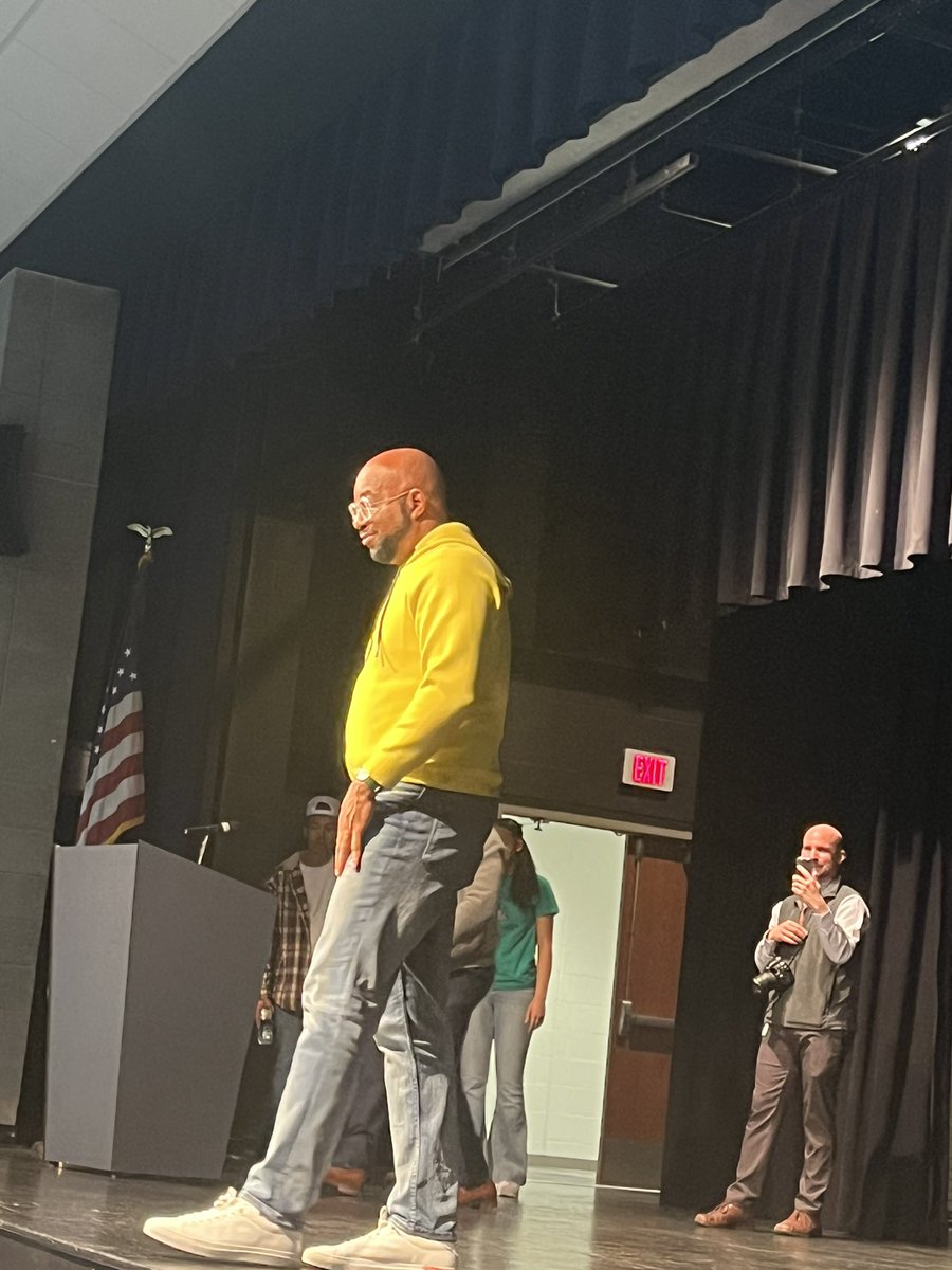 Kenisha S. tweet media