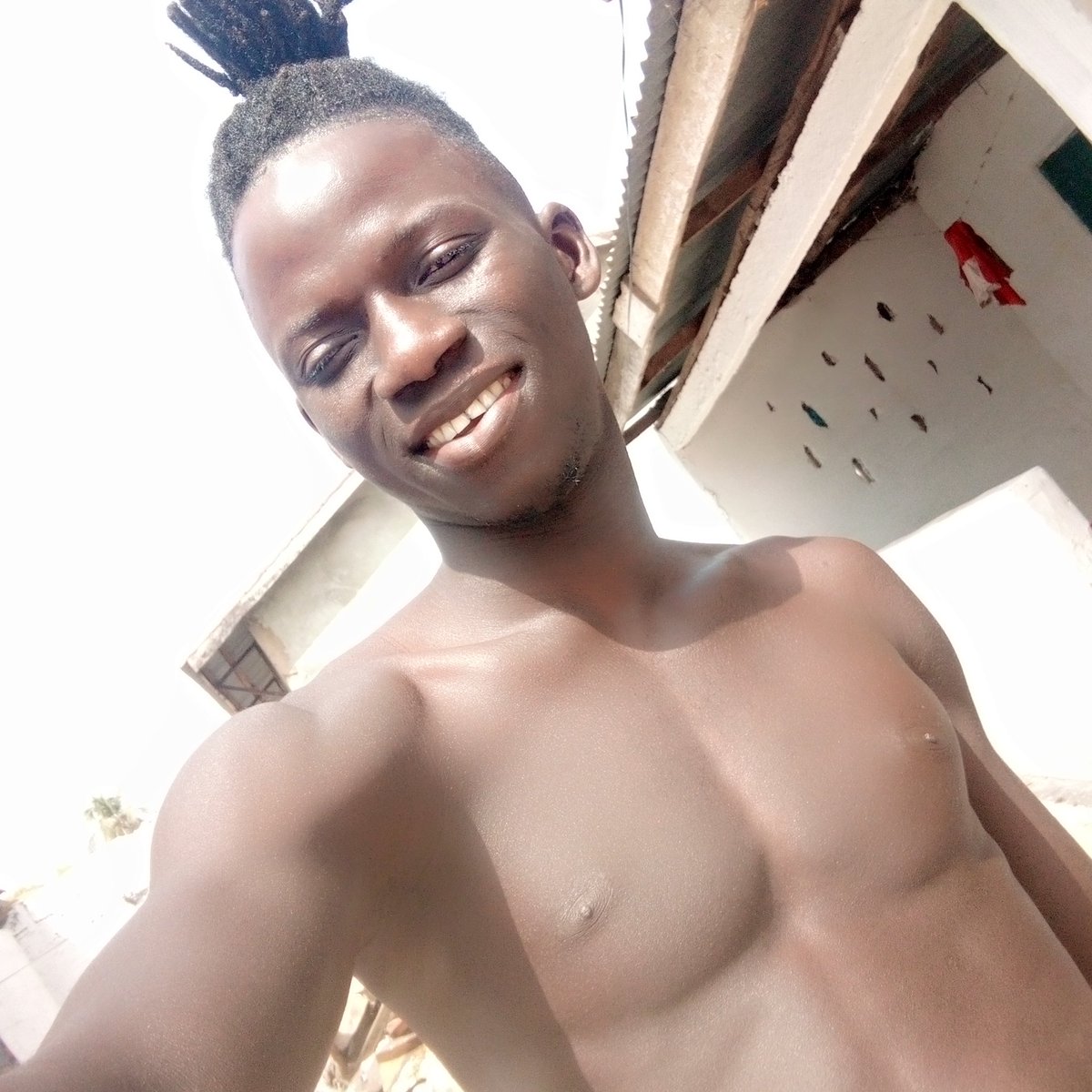 FALOU19463864's tweet photo. 🇬🇲🙏 https://t.co/P1k1YlGX7l