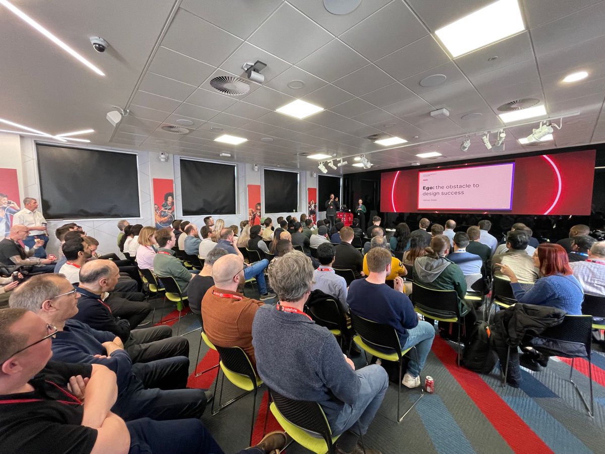 VodafoneUK_Tech's tweet photo. Our Digital Engineering team hosted an exciting Takeover Day yesterday, bringing our people together for team introductions, coding workshops, lightning talks, and more! 

#engineering #TogetherWeCan https://t.co/0YabXNsmuC
