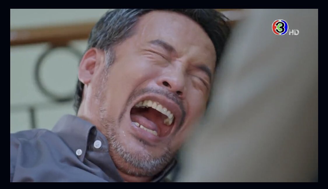 sara81817's tweet photo. มือบีบกับกบ อันไหนเจ็บกว่ากันค๊าาาา #เพราะรักEP15 https://t.co/znIBfvsI5Q