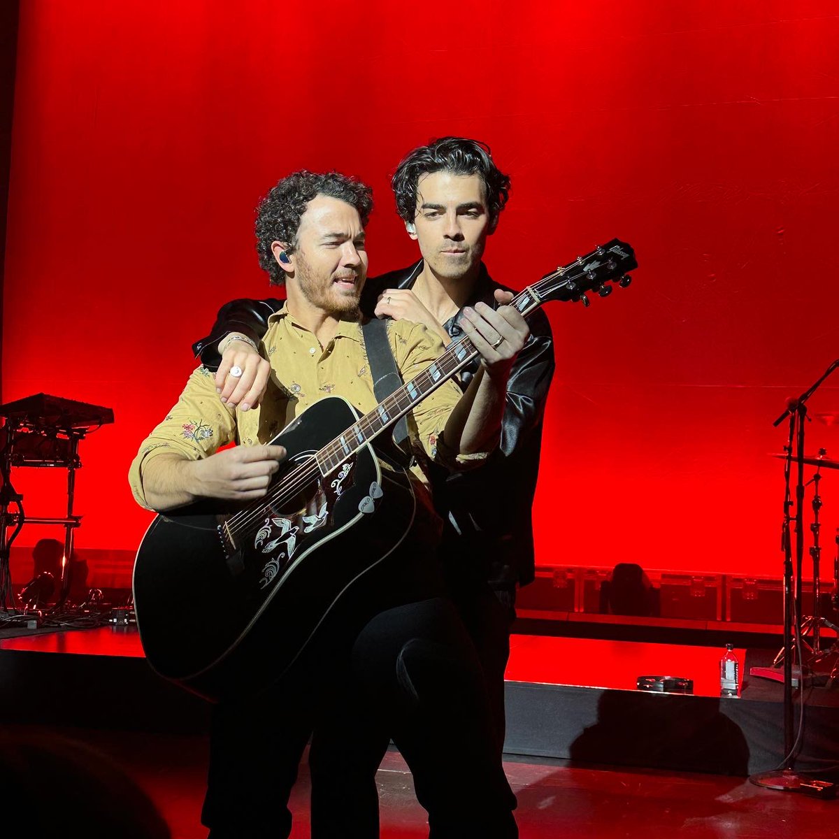 confirmed360's tweet photo. π Weβre a Sucker for Jonas Brothers on Broadway π All Broadway experience can be booked through concierge@confirmed360.com #clientpov #experience #broadway #jonasbrothers #access #concierge https://t.co/h6HEriP9e1