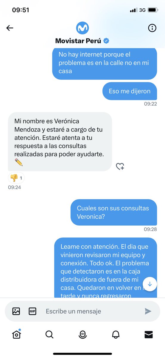 roxruizab's tweet photo. @MovistarPeru no me atiende el reclamo. Su trabajadora Veronica Mendoza me dejó en visto https://t.co/K58ObJPi6x