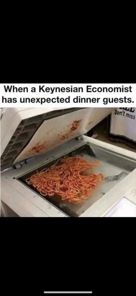 ShmoogyB's tweet image. #econhumor