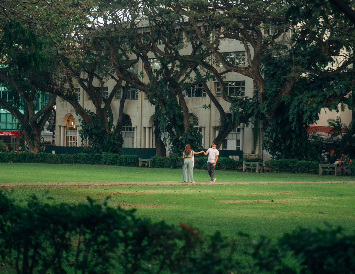 chloe_dakay's tweet photo. the cutest campus stolen shots 🥹🫶🏼

📸: @CyrilJayOrtega https://t.co/3aiSI6ADGE