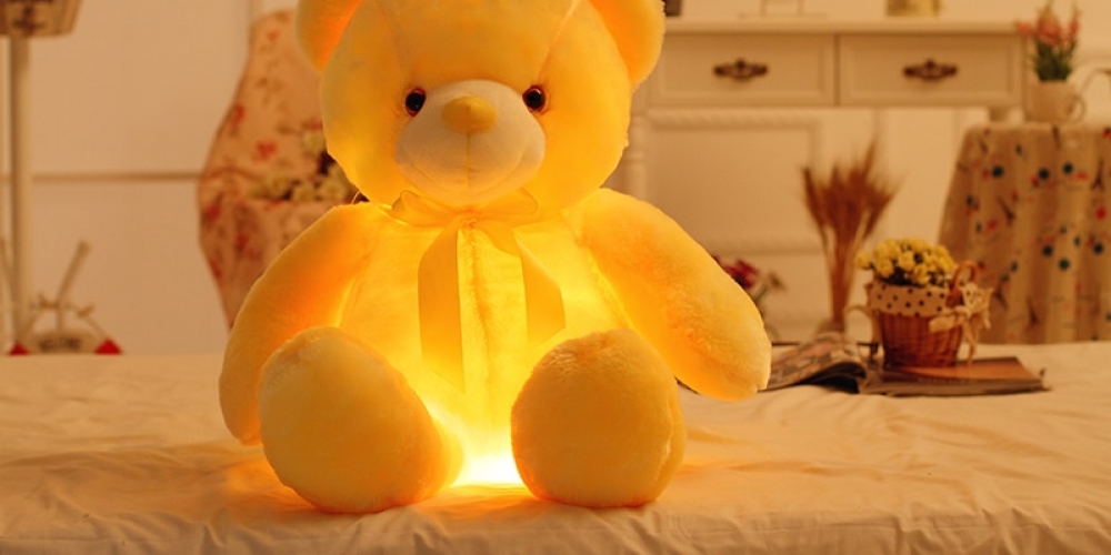 JustSweetHome1's tweet image. Excited to share this Colorful Glow LED Teddy Bear! 📢 link justsweethome.com/colorful-glow-… $29.95 $USD #lightidea #decoration #diydecor #homedecor #interiour4all #homeinspo #ModernHome #InteriorLovers